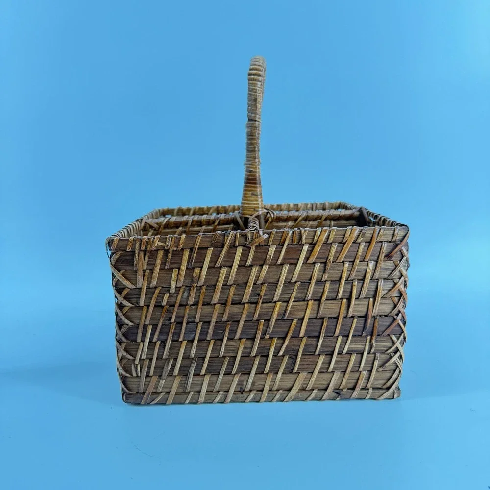 Woven Wicker Silverware Outdoor Caddy Brown Sturdy 4-Compartment Basket Handle